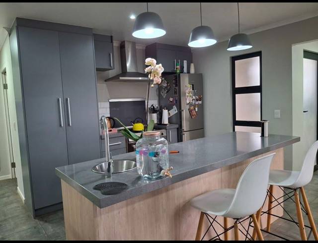 3 BEDROOM CLUSTER FOR SALE IN FAIRLEAD